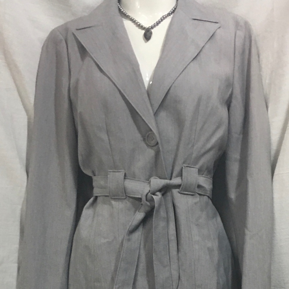 Signature by Larry Levine Women’s Pant Suit/Size 4